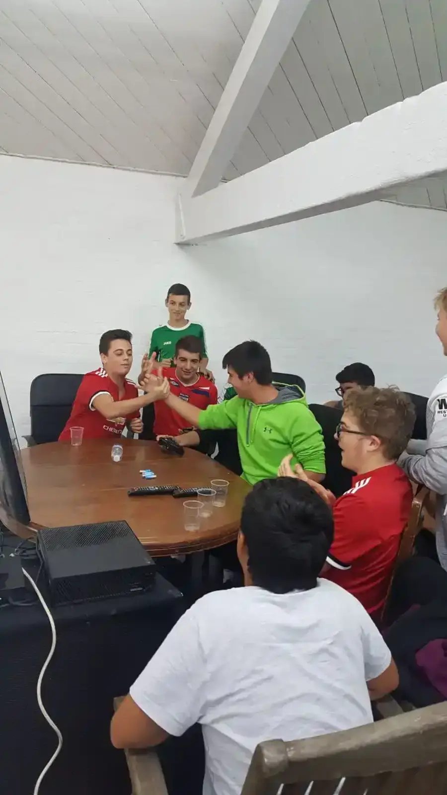 Club House 16